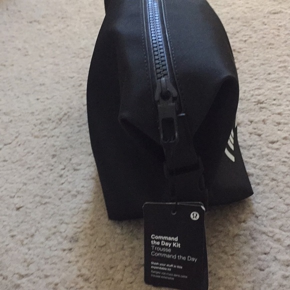 lululemon command the day kit